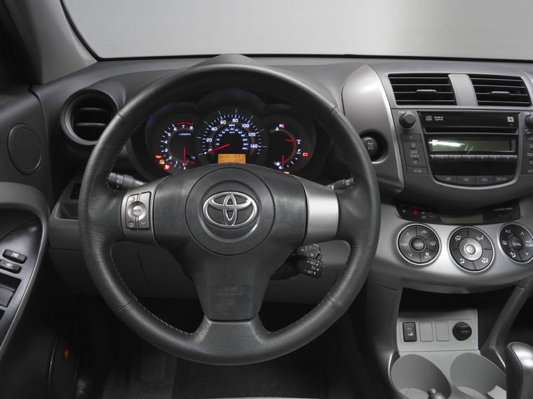 2008 Toyota RAV4 Cockpit Picture